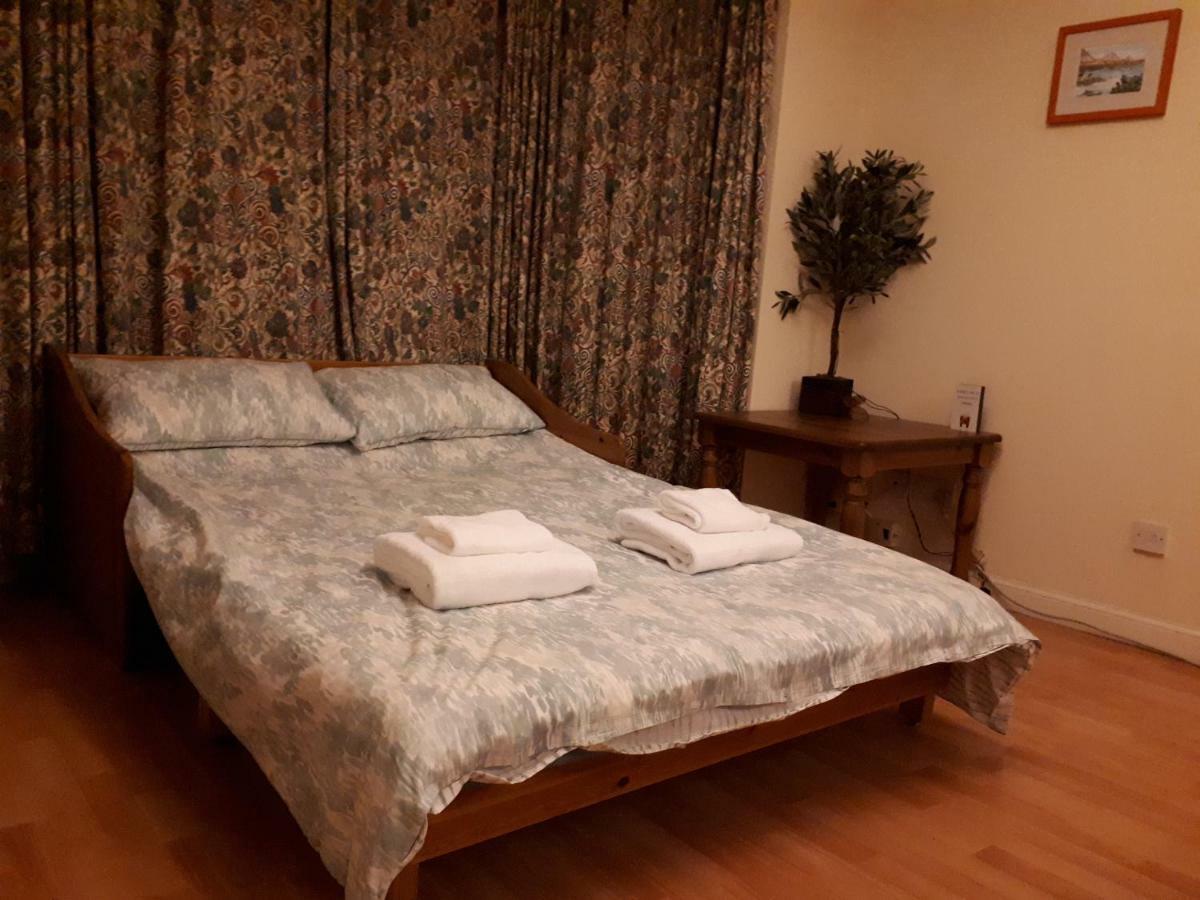 אדינבורו Central & Stylish 3 Bedroom, 2 Bath, Free Parking מראה חיצוני תמונה