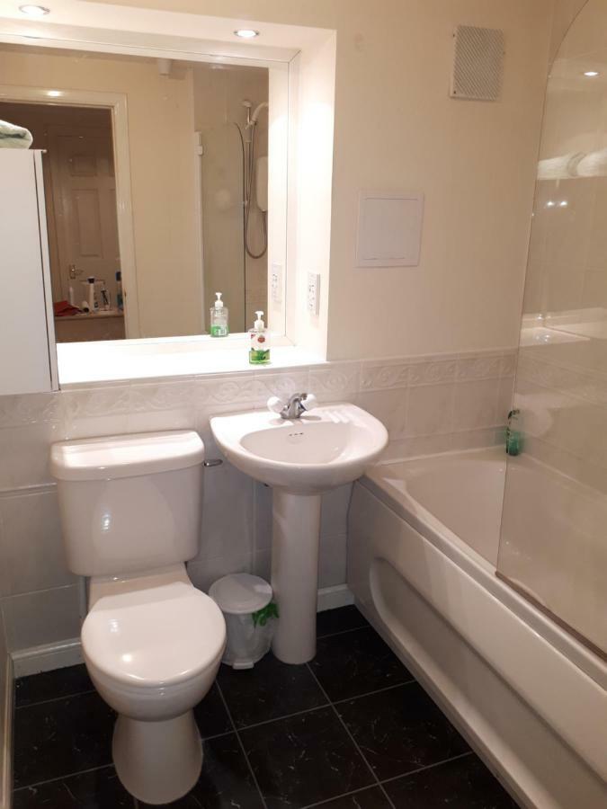 אדינבורו Central & Stylish 3 Bedroom, 2 Bath, Free Parking מראה חיצוני תמונה