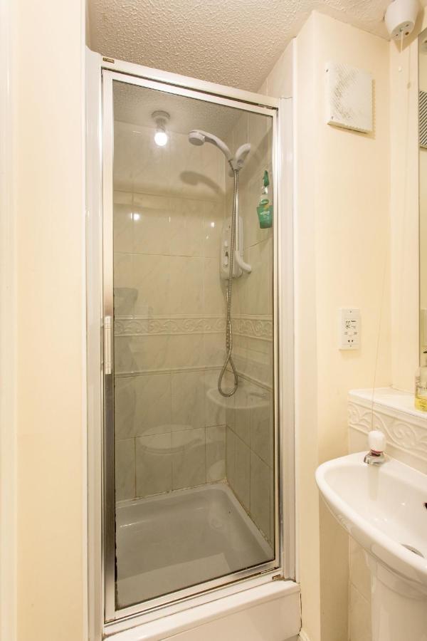 אדינבורו Central & Stylish 3 Bedroom, 2 Bath, Free Parking מראה חיצוני תמונה